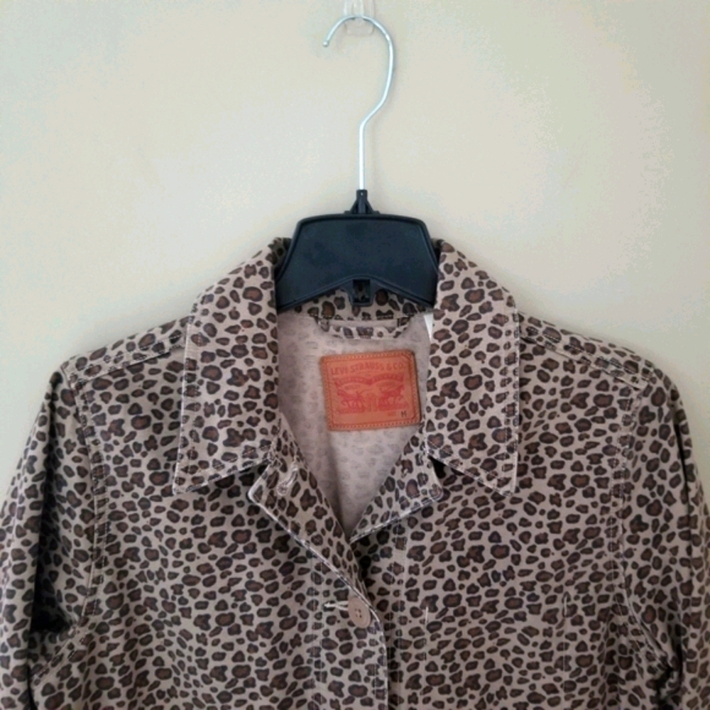 Levi's Leopard Print Button Up Jacket - image 3